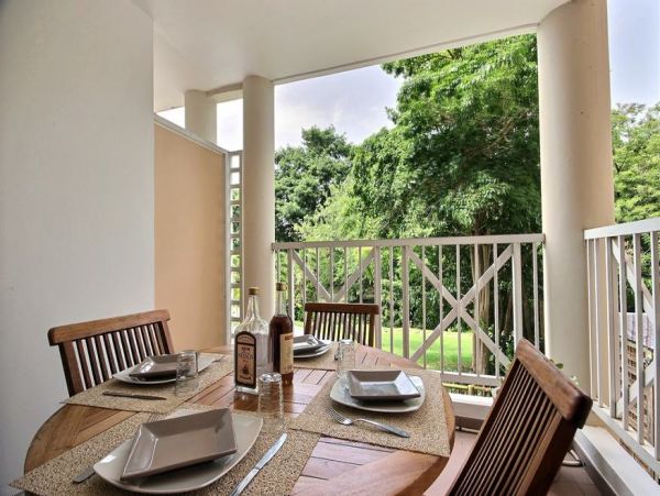 Martinique Home 1027335