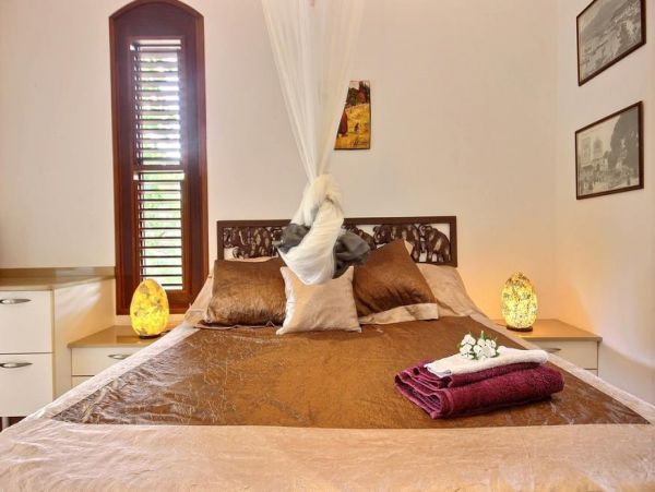 Martinique Home 1027336