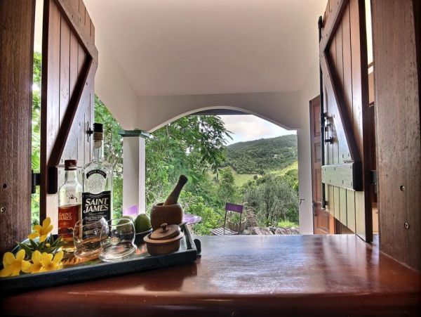 Martinique Home 1027336