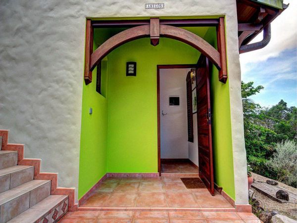Martinique Home 1027336