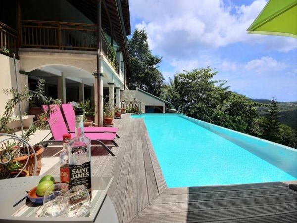 Martinique Home 1027336