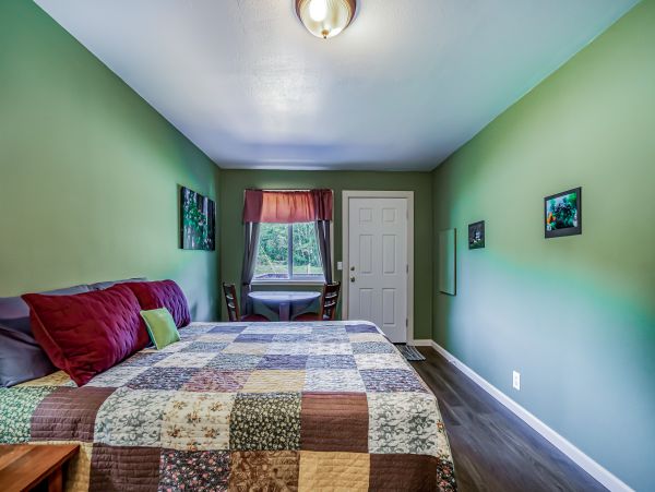 Mendocino Home 1027337