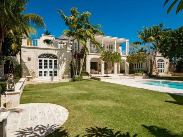 The Ultimate Turks and Caicos Beach Estate Home 10 Guests