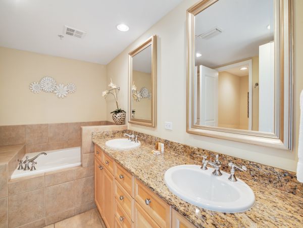 Pensacola Beach Condo 1027350