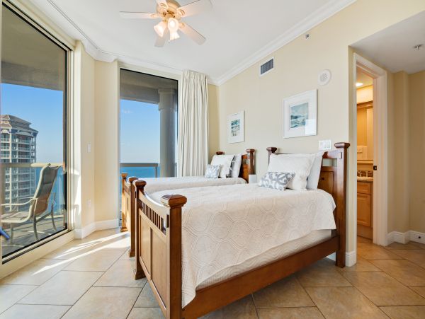 Pensacola Beach Condo 1027350