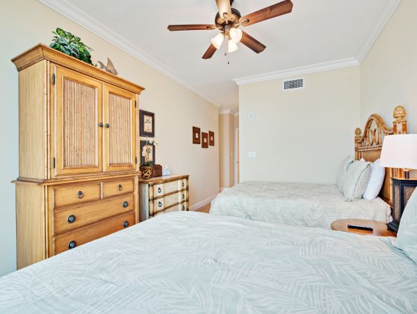 Pensacola Beach Condo 1027350