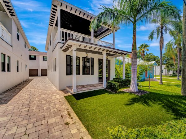 Sarasota Vacation Home Four Bedroom