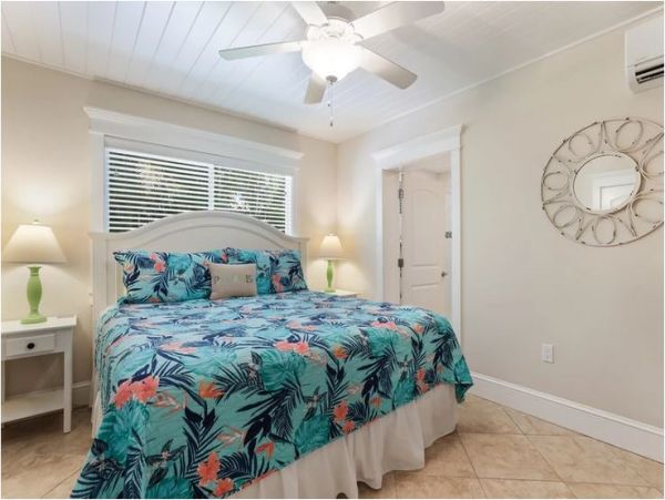 Anna Maria Island Holmes Beach Home 1027363
