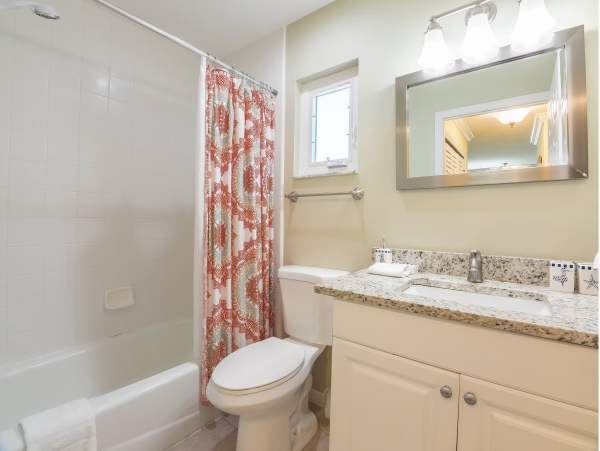 Luxury Both Sides of Duplex Sleeps 14 Guests 95 Steps to Beach