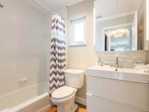 Luxury Both Sides of Duplex Sleeps 14 Guests 95 Steps to Beach