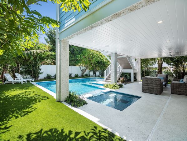 Anna Maria Island Vacation Home Walk to Beach