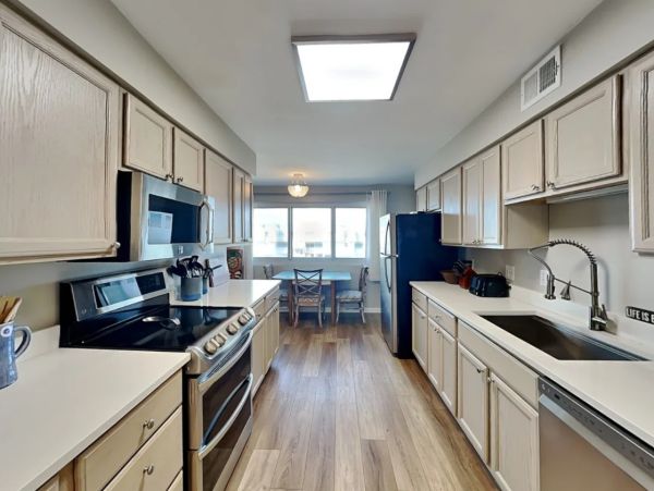 Pensacola Beach Vacation Rental - Gulf Coast Condo with Pool