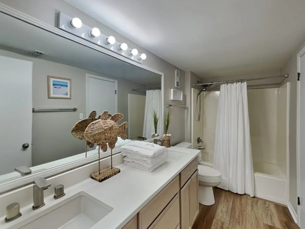 Pensacola Beach Vacation Rental - Gulf Coast Condo with Pool