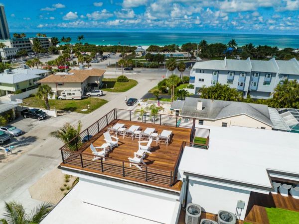 One of the best rentals on Lido Key