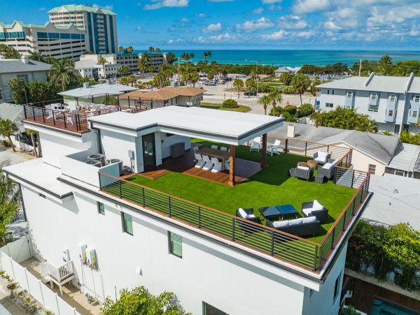 One of the best rentals on Lido Key
