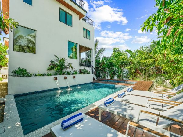 One of the best rentals on Lido Key