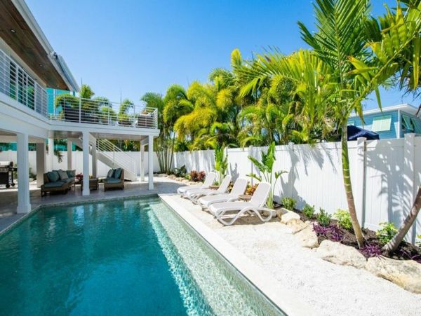 Anna Maria  4 Bedroom Pool Home