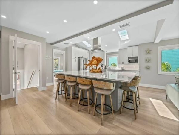 Anna Maria  4 Bedroom Pool Home