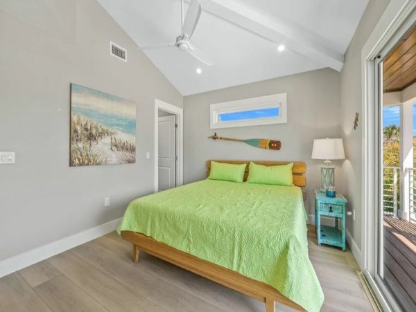 Anna Maria  4 Bedroom Pool Home