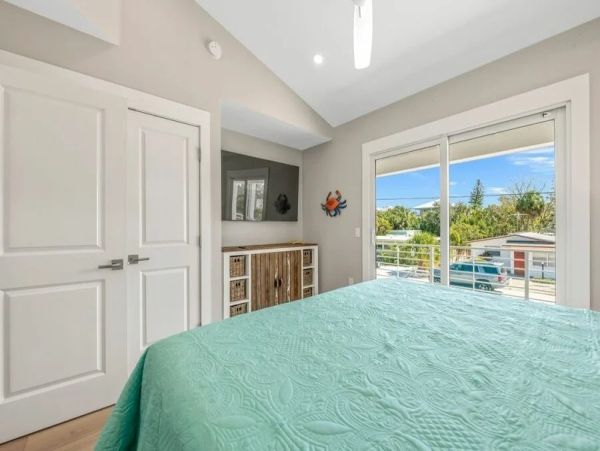 Anna Maria  4 Bedroom Pool Home