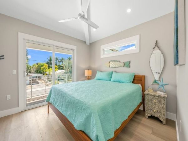 Anna Maria  4 Bedroom Pool Home