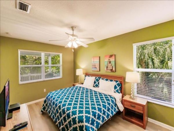 Anna Maria Island Holmes Beach Home 1027381