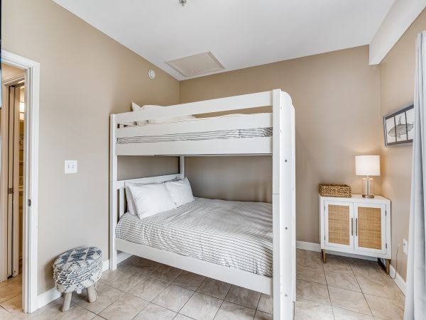 Pensacola Beach Condo 1027382