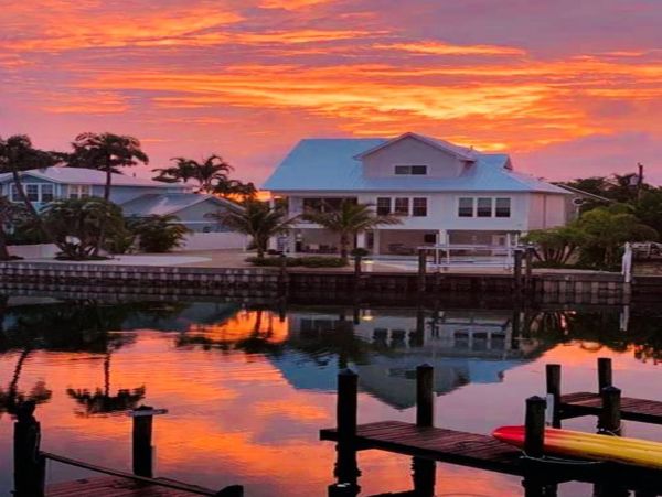 Anna Maria Two Bedroom Condo Sleeps Four Guests