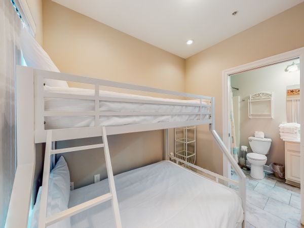 Pensacola Beach Condo 1027399