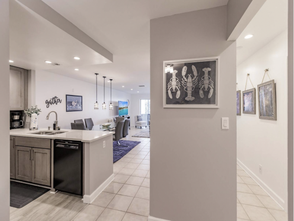 New Walk to Beach Siesta Key Vacation Condo