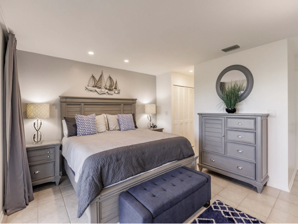 New Walk to Beach Siesta Key Vacation Condo