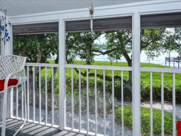 Siesta Key Vacation Condo Two Bedroom Walk to Beach