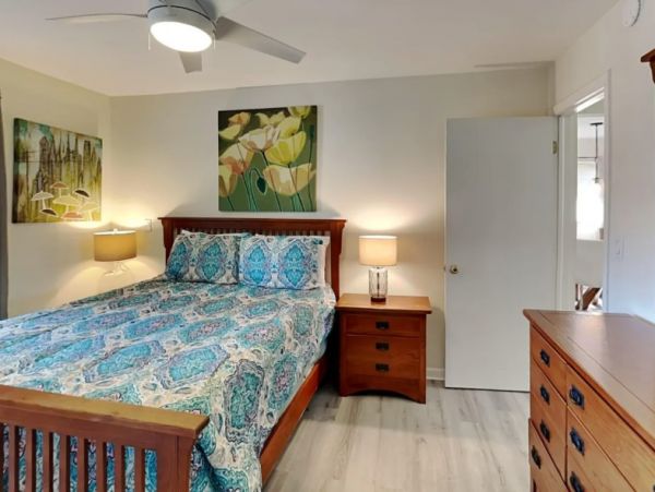 Walk to Beach Fort Myers Vacation Condo Two Bedroom
