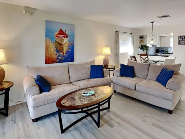 Walk to Beach Fort Myers Vacation Condo Two Bedroom