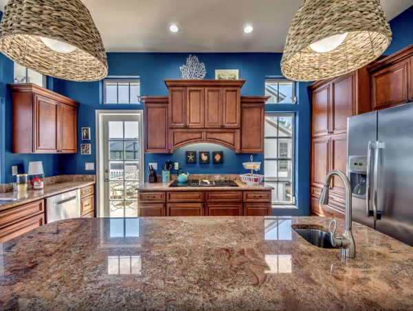 Walk to beach Fort Myers World Class Waterfront Rental- Pool