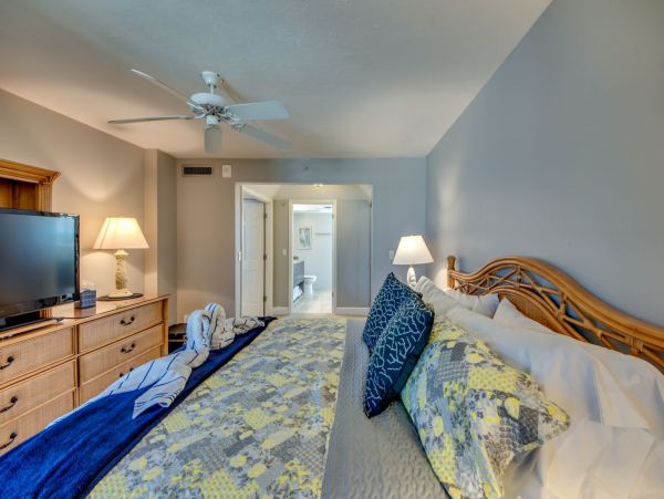 Fort Myers Condo 1027461