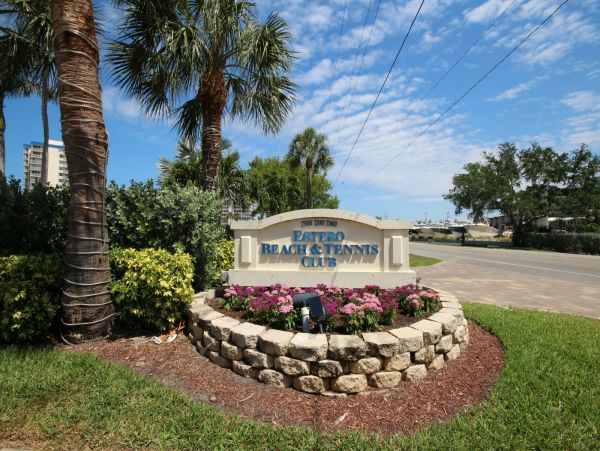 Fort Myers Condo 1027464
