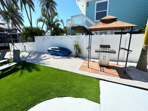 Lovely 4 Bedroom Vacation Duplex Perfect for Fishing