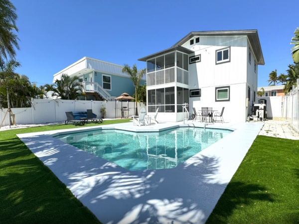 Lovely 4 Bedroom Vacation Duplex Perfect for Fishing