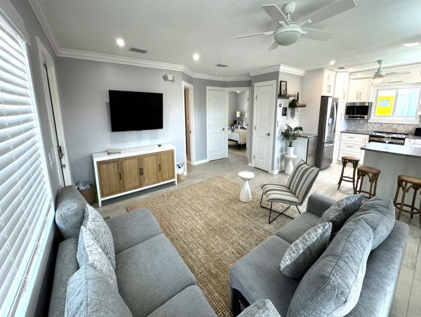 Lovely 4 Bedroom Vacation Duplex Perfect for Fishing