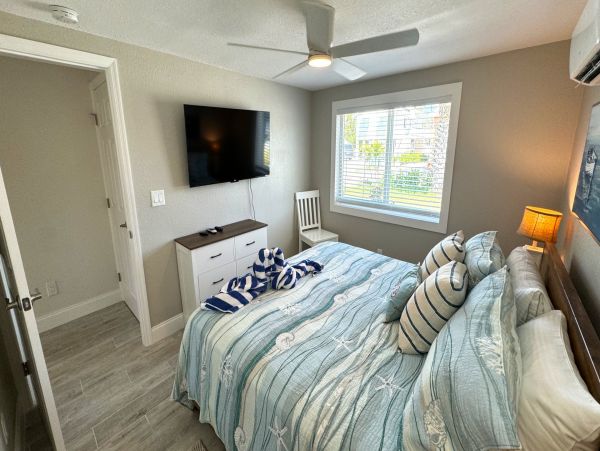 Lovely 4 Bedroom Vacation Duplex Perfect for Fishing