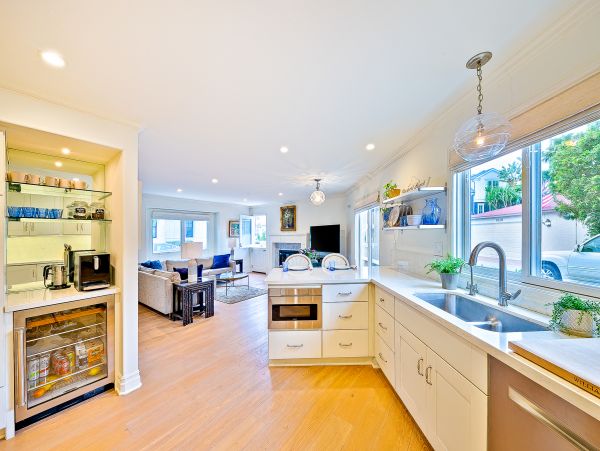 Newport Beach Home 1027530
