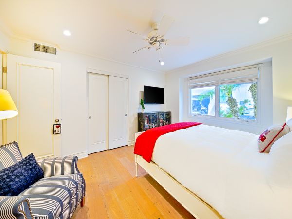 Newport Beach Home 1027530