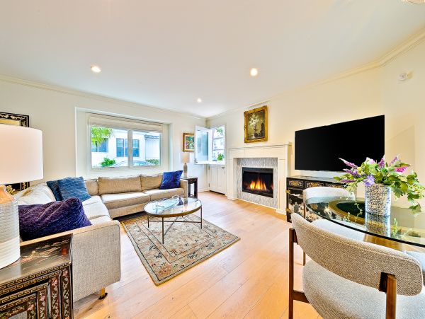 Newport Beach Home 1027530