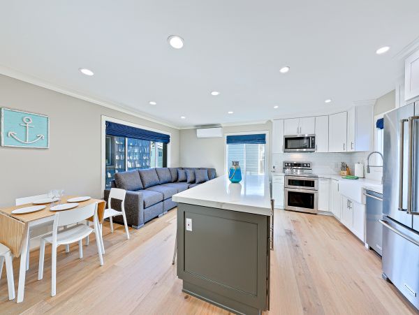 Newport Beach Home 1027531