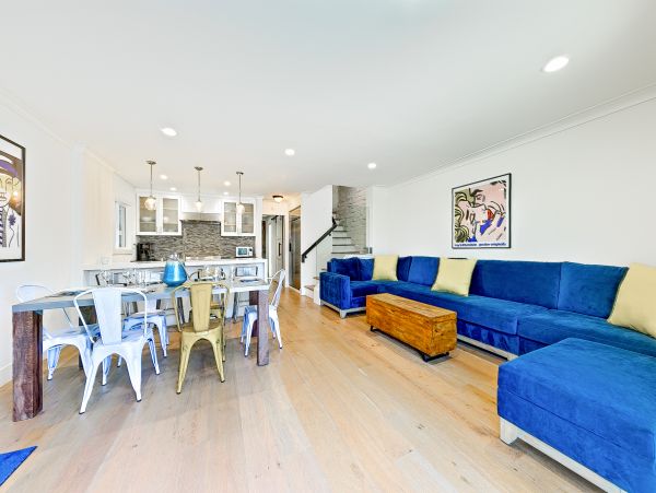 Newport Beach Home 1027540