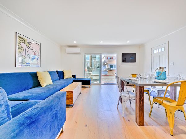 Newport Beach Home 1027540
