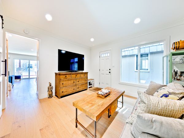 Newport Beach Home 1027540
