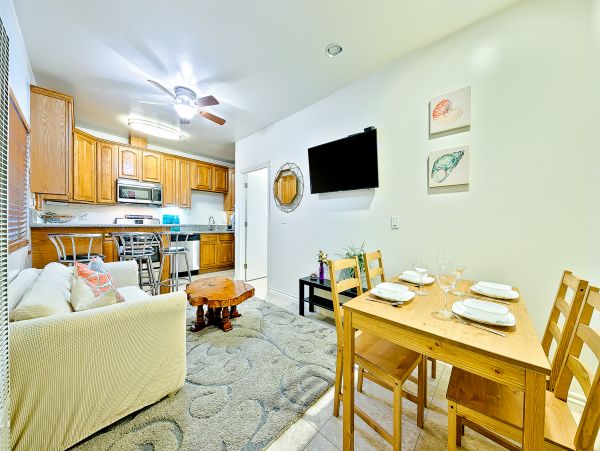 Newport Beach Home 1027541