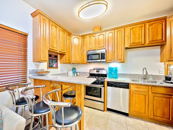 Newport Beach Home 1027541